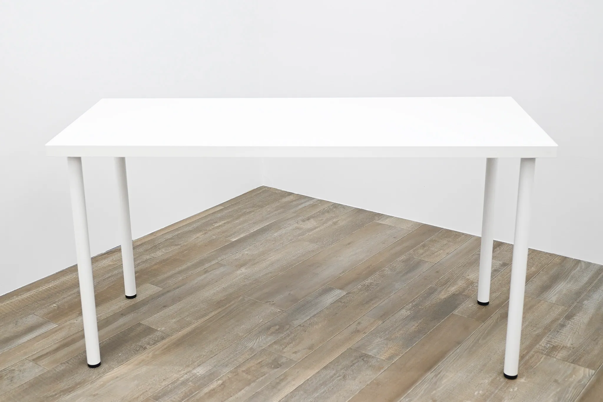 テーブル・展示台4台（140x60cm）